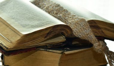 Αποχριστιανισμός στη Βρετανία: Πανεπιστήμιο αναφέρει ότι στην Αγία Γραφή υπάρχει «βία και σεξουαλική κακοποίηση»!