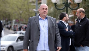 Αχιλλέας Μπέος μετά την ήττα του Βόλου από τον ΠΑΟΚ:  «Μην ασελγείτε κατά του ελληνικού ποδοσφαίρου»