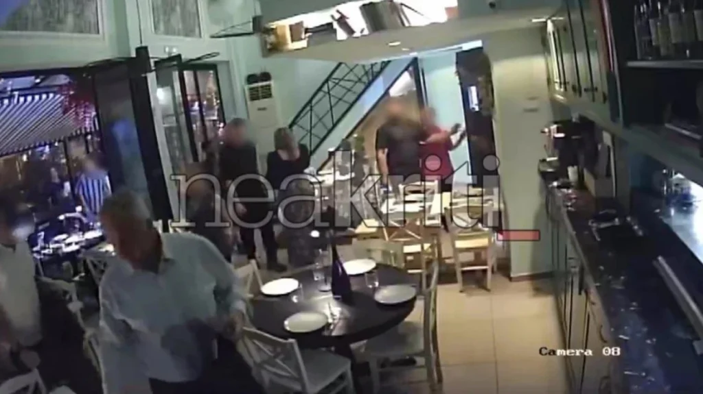 Κρήτη: Επίθεση με αυγά και συνθήματα εναντίον του Μ.Βορίδη