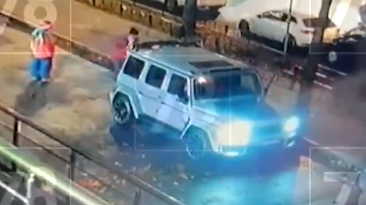 Αγία Πετρούπολη: Η στιγμή που άγνωστοι επιχειρούν να απαγάγουν Ρώσο διεθνή ποδοσφαιριστή (βίντεο)