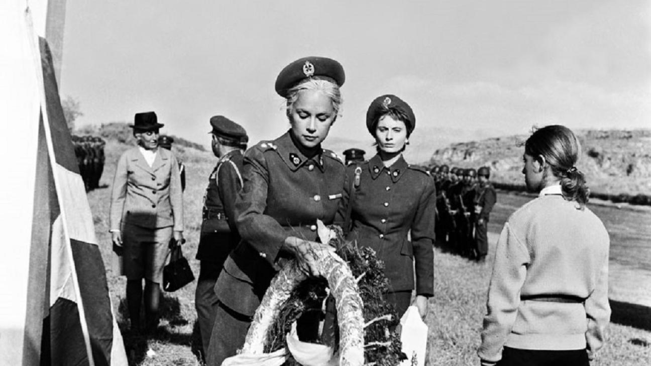 «Υπολοχαγός Νατάσσα»: Η σκηνή με την Α.Βουγιουκλάκη που «κόπηκε» στο μοντάζ (βίντεο)