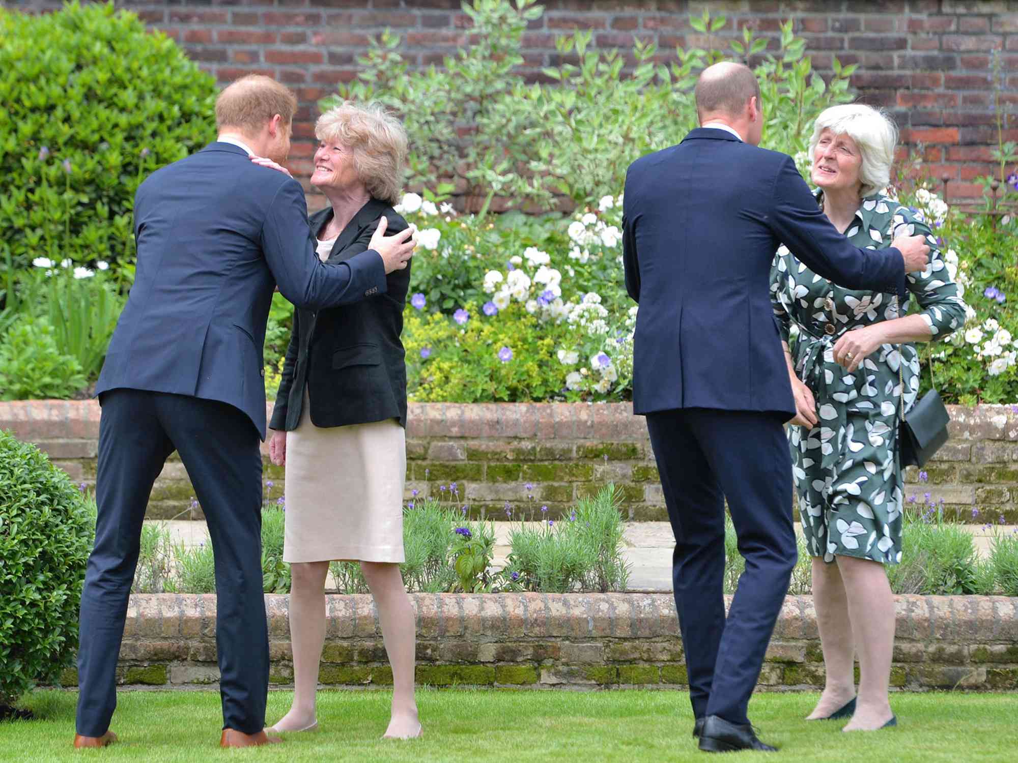 Λαίδη Σάρα ΜακΚορκουντέιλ: Σοβαρό ατύχημα για την αδερφή της πριγκίπισσας Νταϊάνα μετά την πτώση της από άλογο