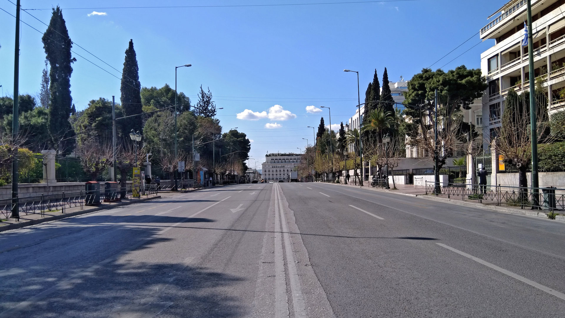 Παρέλαση 28ης Οκτωβρίου: Ποιοι δρόμοι θα κλείσουν αύριο σε Αθήνα και Πειραιά