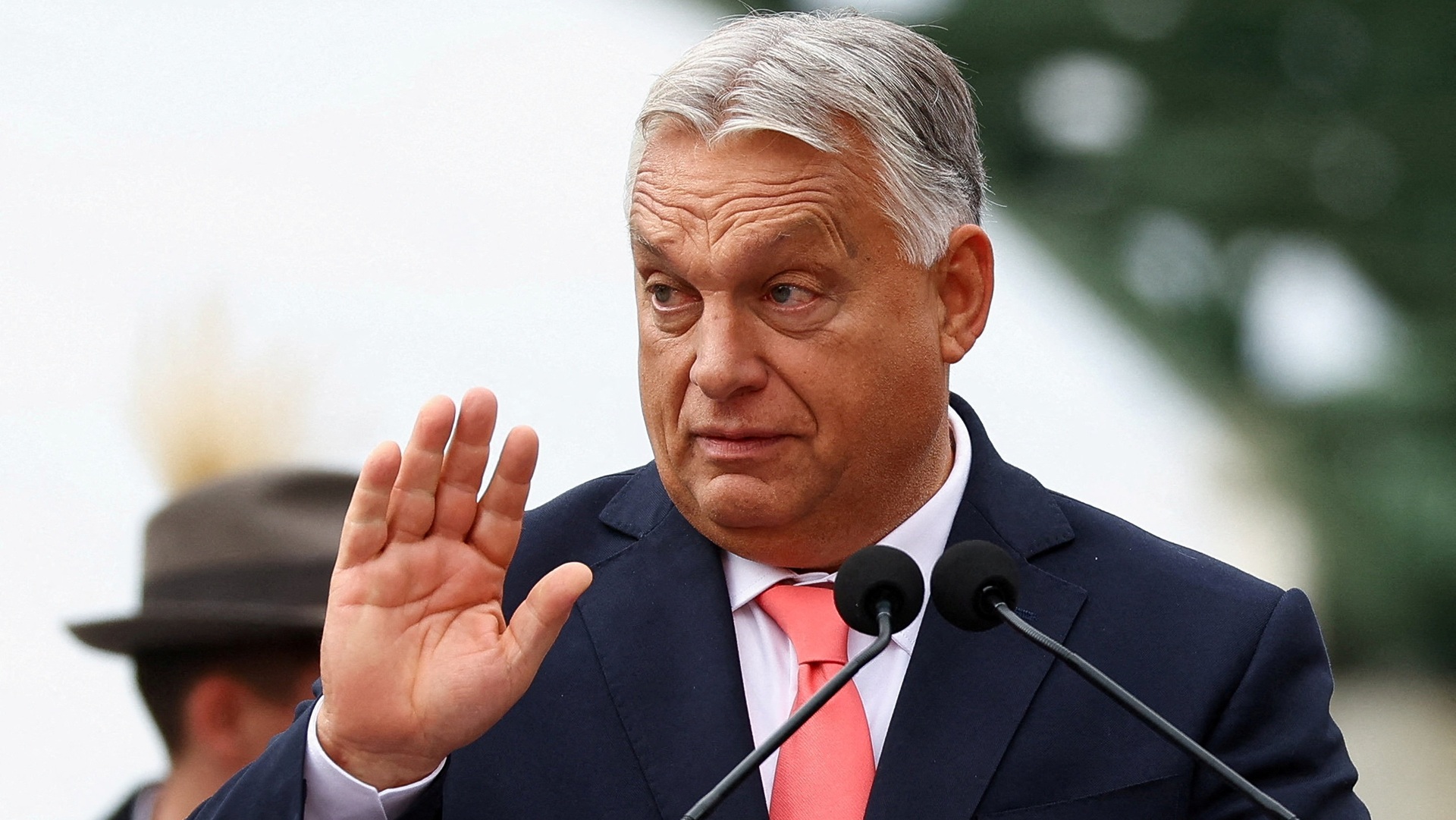 Β.Όρμπαν για Ν.Τραμπ: «Κάνει λάθος για τον Β.Πούτιν – Θα του πω να άρει τις κυρώσεις κατά της Ρωσίας»