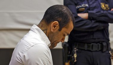 Ο Ντάνι Άλβες έγινε ιεροκήρυκας: «Ό,τι υπόσχεται ο Θεός, το πραγματοποιεί» (βίντεο)