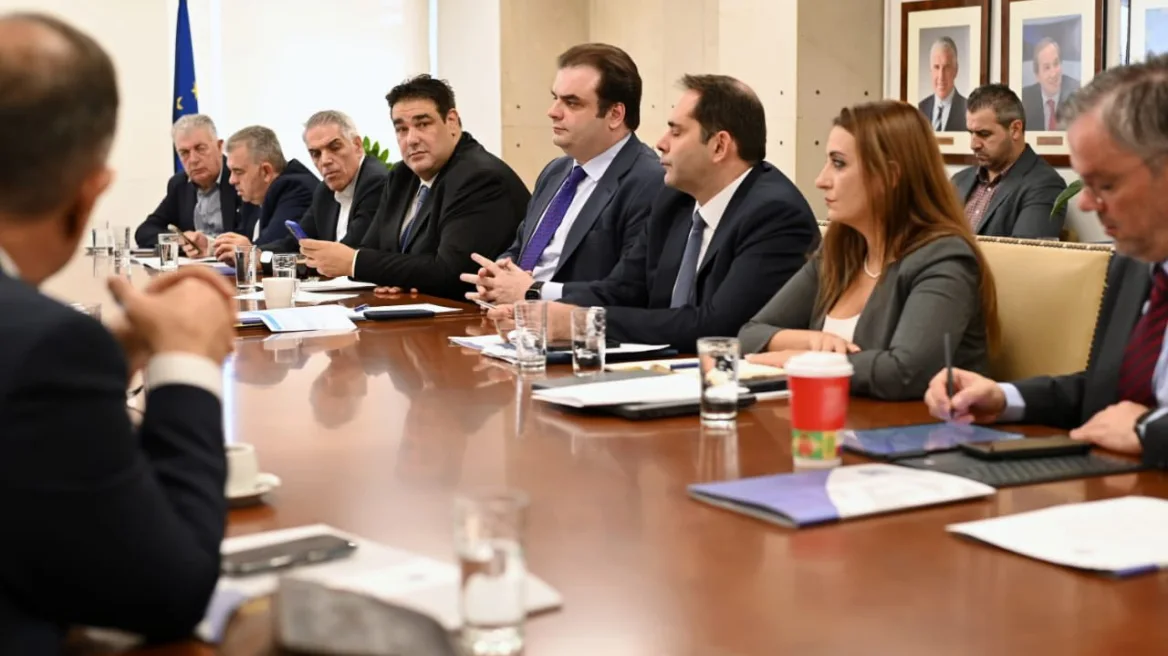 Κ.Πιερρακάκης: «Επιπλέον χρηματοδότηση στους Δήμους το 2026» – Η ΚΕΔΕ περιμένει τώρα το νομοσχέδιο από τον Λιβάνιο