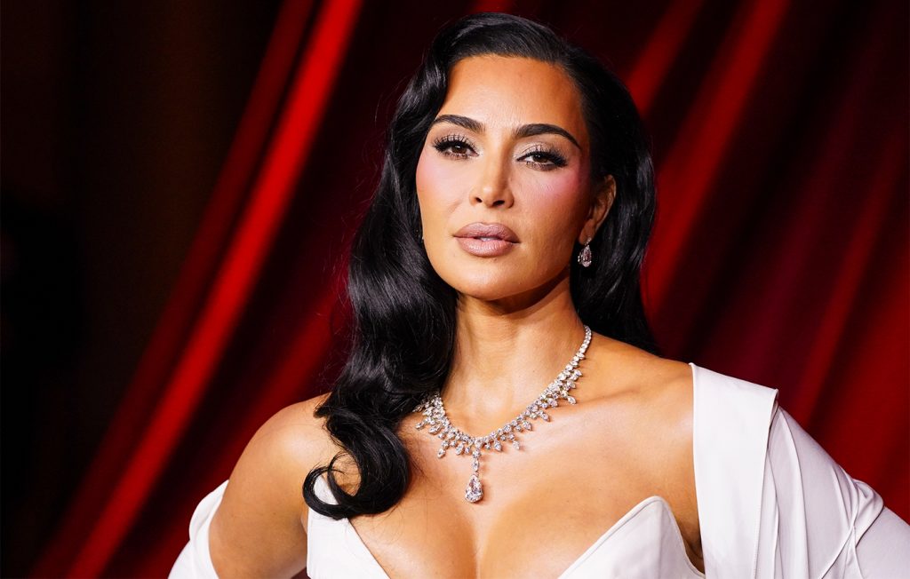 Κιμ Καρντάσιαν: «Η προσελήνωση του 1969 ήταν ψεύτικη – Νομίζω πώς δεν συνέβη»