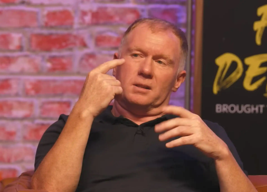 Ο Π.Σκόουλς εγκατέλειψε την τηλεόραση για να φροντίσει τον αυτιστικό γιο του (βίντεο)