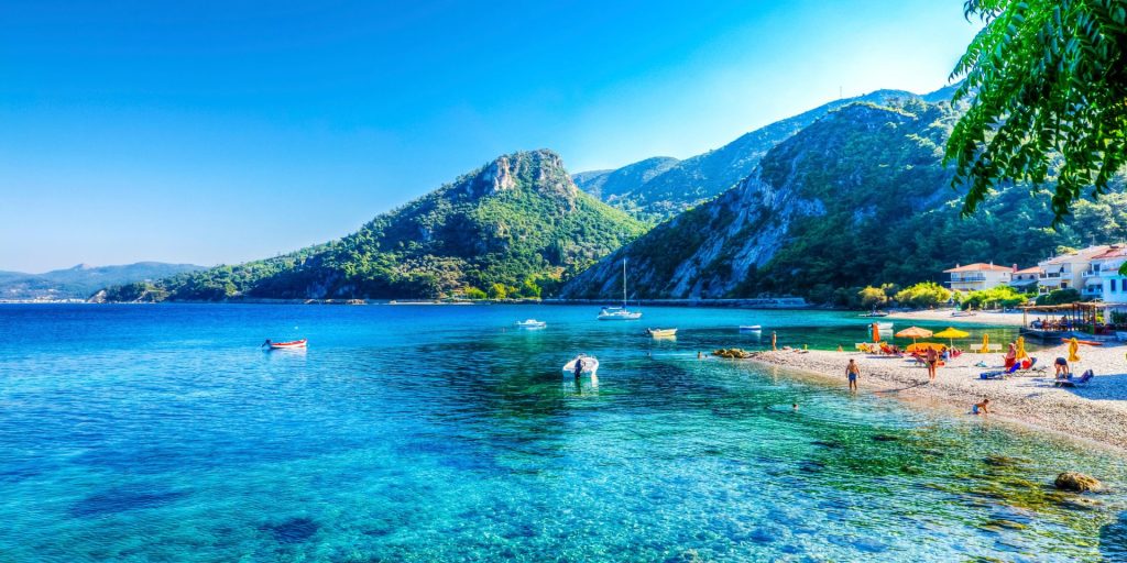 Daily Express: Η Σάμος ανάμεσα στους πιο «απίθανους» προορισμούς της Ευρώπης