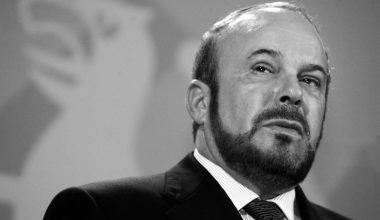 Φάτος Νάνο: «Έφυγε» από τη ζωή σε ηλικία 73 ετών ο πρώην πρωθυπουργός της Αλβανίας