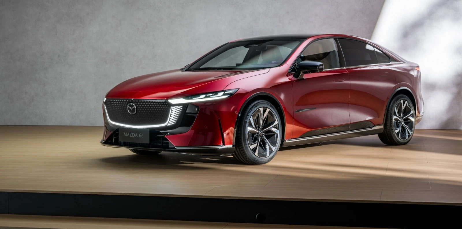 Στην Ελλάδα το νέο Mazda 6e – Πόσο κοστίζει;