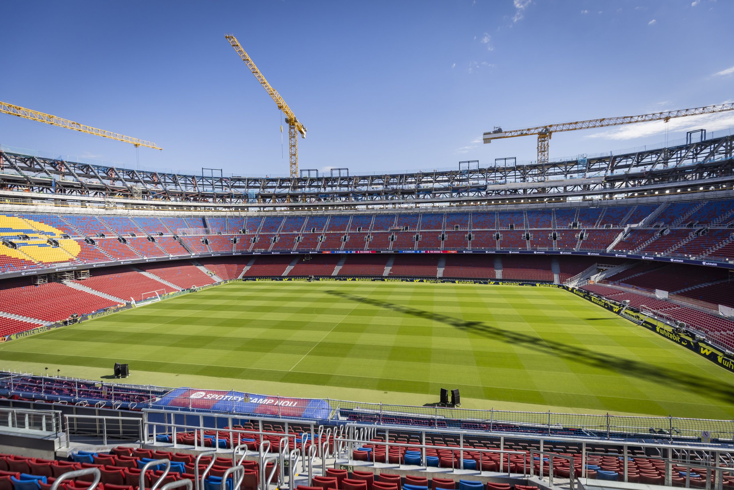 Το “Camp Nou” ξαναζωντανεύει – Ανοιχτή προπόνηση για τους φιλάθλους