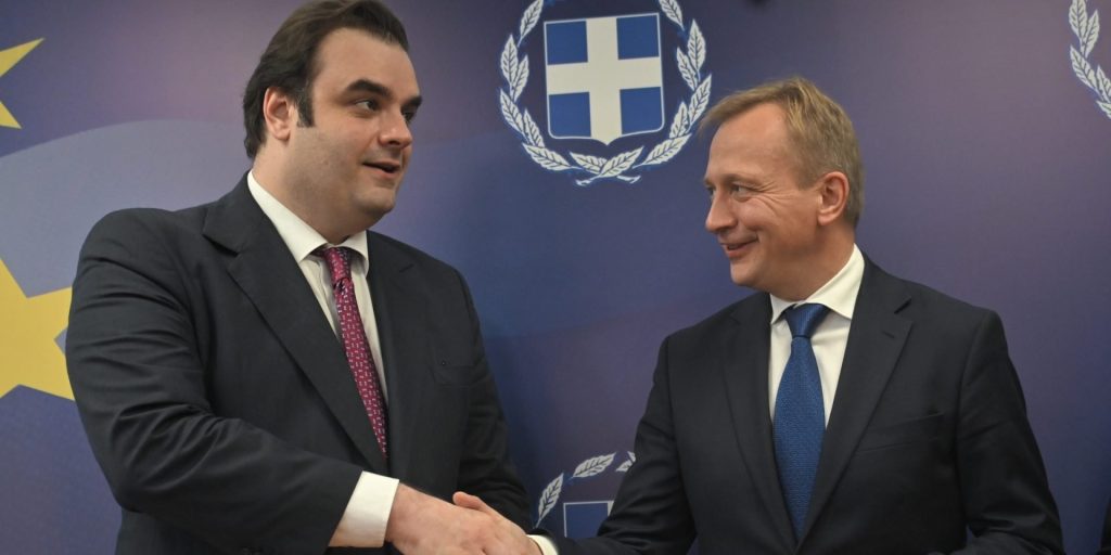 Συνάντηση Πιερρακάκη – Σεράφιν: Επενδύσεις σε άμυνα, καινοτομία και ενέργεια