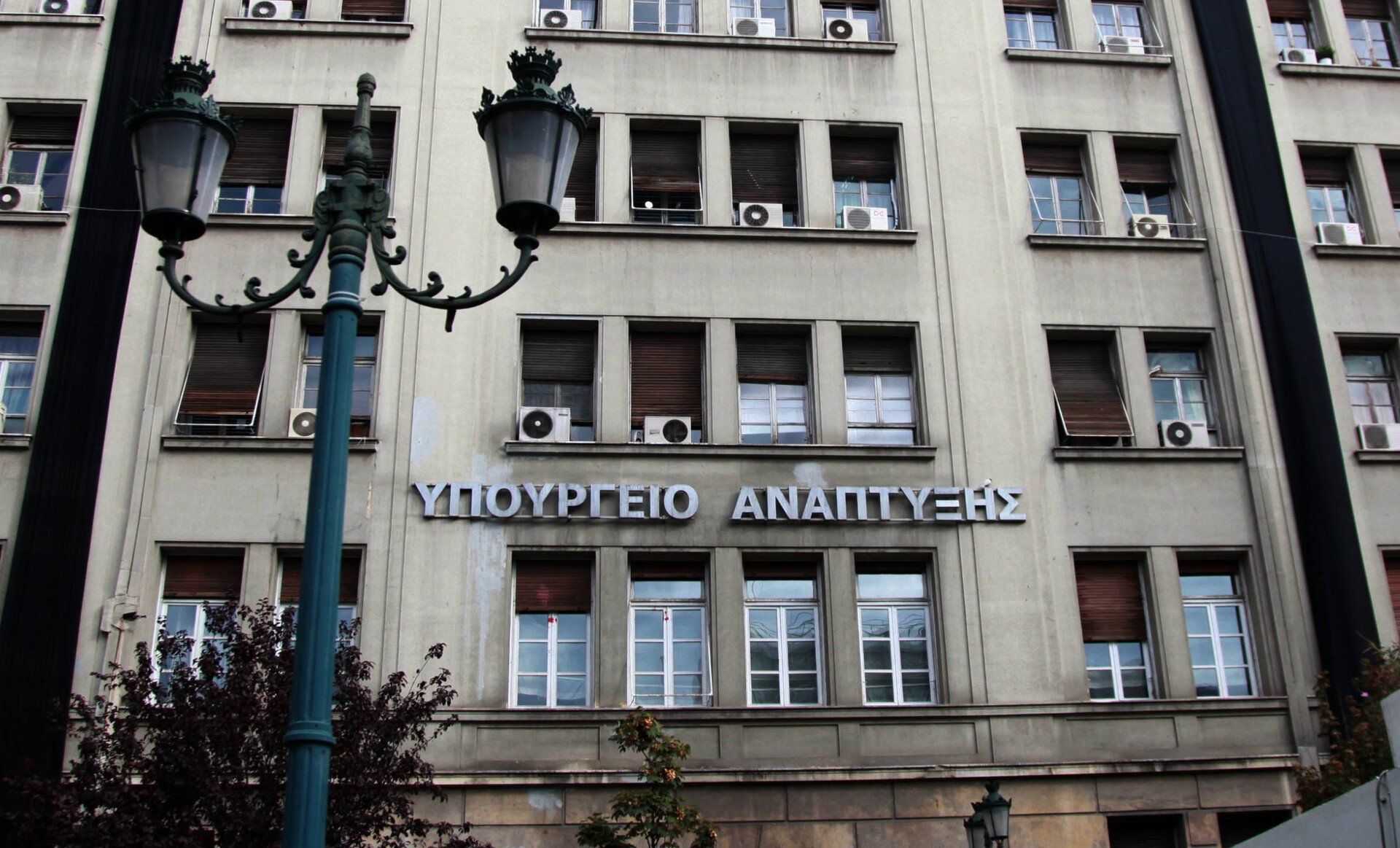 Η απάντηση του υπουργείου Ανάπτυξης στον Χ.Δούκα για τα ηλεκτρικά πατίνια στην Αθήνα