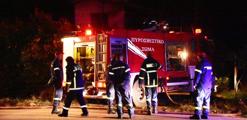 Ηράκλειο: Έβαλε φωτιά στο σπίτι και έκαψε τη μάνα και τον αδερφό του – Με σακούλα στο κεφάλι η μία σορός! (upd)