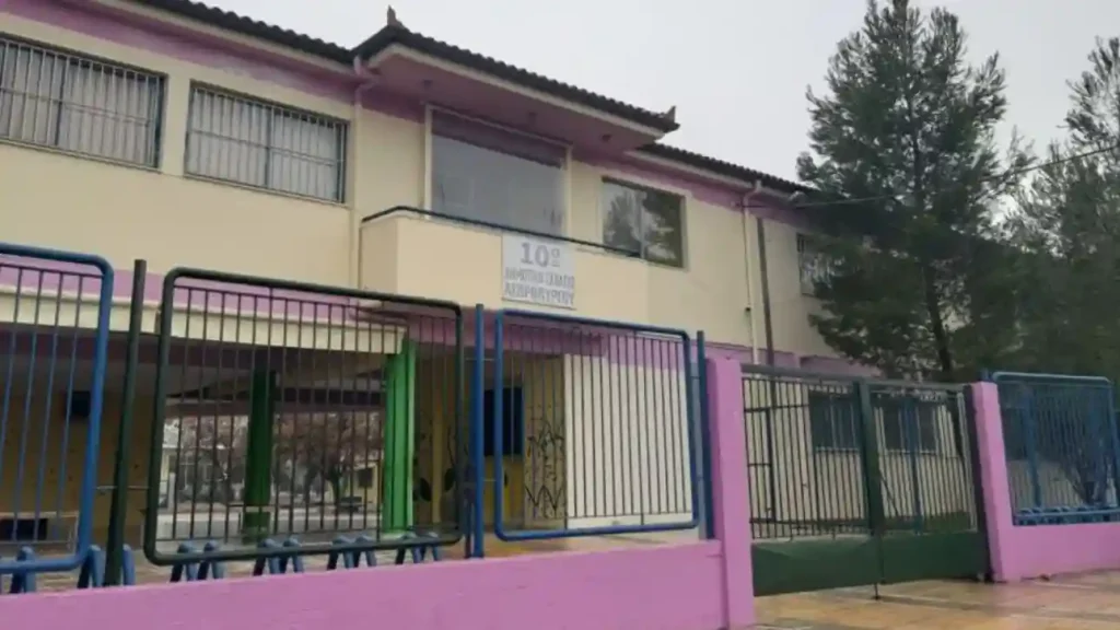 Θάνατος 10χρονης σε σχολείο στον Ασπρόπυργο: Επί μιάμιση ώρα έδιναν «μάχη» οι γιατροί για να επαναφέρουν το παιδί