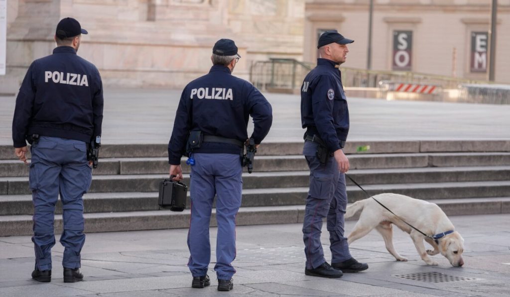 Νεκρός αστυνομικός στη Νάπολη: ΙΧ που οδηγούσε 28χρονος υπό την επήρεια ναρκωτικών συγκρούστηκε με περιπολικό