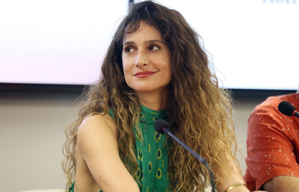 Μ.Καλογήρου: «Η ζωή μου είναι πολύ μοναχική – Στα μοναστήρια βρίσκω τον εαυτό μου»