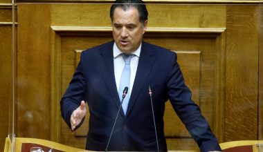 A.Γεωργιάδης: «Δεν θα μένει στο ΕΣΥ γιατρός που πιάνεται με φακελάκι»