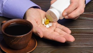 Επικίνδυνοι συνδυασμοί: Τα φάρμακα που δεν πρέπει να καταναλώνετε μαζί με καφέ (βίντεο)