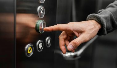 Πτώση ασανσέρ από τον 3ο όροφο πολυκατοικίας στη Λάρισα – Τραυματίστηκε 32χρονη