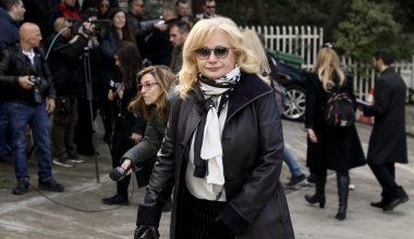 Δύσκολες ώρες για την Αγγελική Νικολούλη – Πέθανε η πολυαγαπημένη της μητέρα