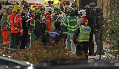 O Bαγγέλης Mαρινάκης αναλαμβάνει τα ιατρικά έξοδα των οπαδών της Νότιγχαμ Φόρεστ που μαχαιρώθηκαν σε τρένο