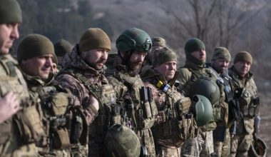 Βίντεο: Οι Ρώσοι καταστρέφουν κτήριο του ουκρανικού Στρατού μέσα σε λίγα δευτερόλεπτα