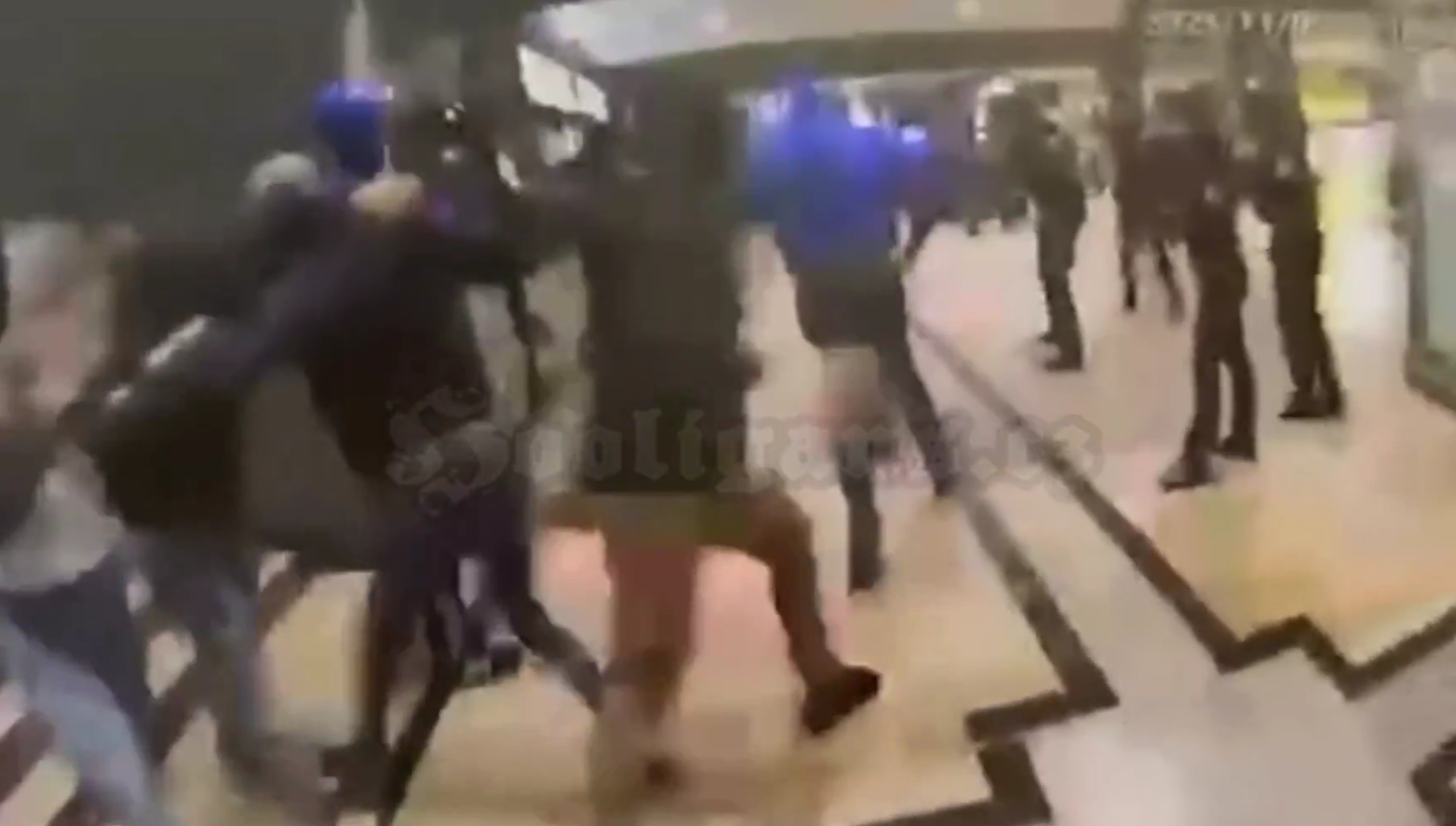 Βίαιη συμπλοκή 300 οπαδών Ντόρτμουντ – Σάλκε σε σιδηροδρομικό σταθμό