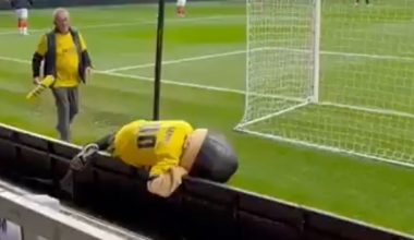 Μεθυσμένη μασκότ έγινε το πρόσωπο του αγώνα: Παραπάταγε και ύψωσε το μεσαίο δάχτυλο σε φιλάθλους (βίντεο)