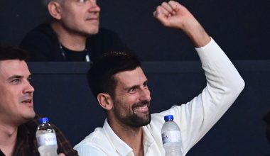 Βίντεο: Ο Νόβακ Τζόκοβιτς συναντήθηκε με φανς του και μοίρασε αυτόγραφα στο Telekom Center στην Αθήνα