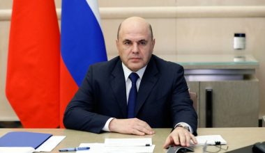 Διήμερη επίσκεψη Μ.Μισούστιν στην Κίνα με υψηλές προσδοκίες