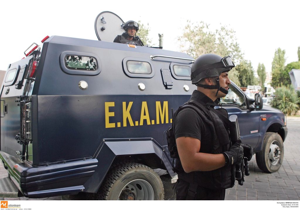 Η ΕΛ.ΑΣ. αναζητά τρία αδέλφια στα βουνά και τα όπλα του μακελειού στα Βορίζια της Κρήτης