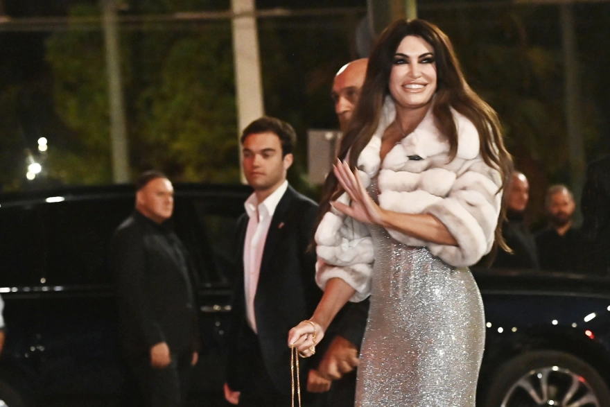 Κ.Γκιλφόιλ: Nέες εικόνες από την ιδιωτική μουσική εκδήλωση με τον Κ.Αργυρό – Το μήνυμα της νέας πρέσβη