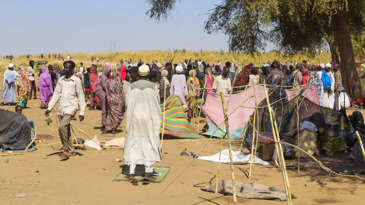 Σουδάν: Ο πρωθυπουργός της χώρας ζητά να ασκηθούν διεθνείς ποινικές διώξεις μετά τις μαζικές σφαγές στην Ελ Φάσερ