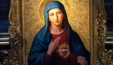 Το Βατικανό «υποβίβασε» την Παναγία – «Δεν έσωσε τον κόσμο μαζί με τον Ιησού»