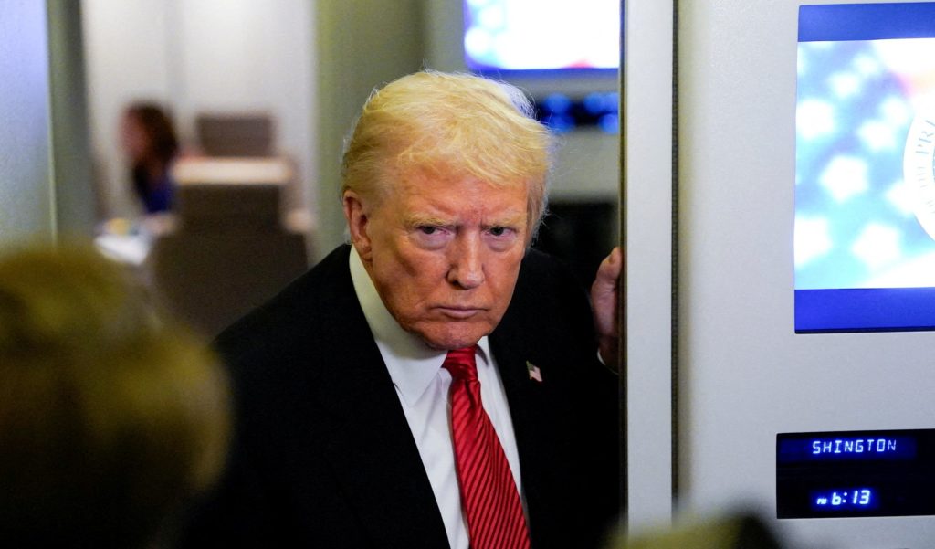 Ν.Τραμπ: «Επιδόματα θα δοθούν εάν οι Δημοκρατικοί της ριζοσπαστικής αριστεράς σταματήσουν το shutdown»