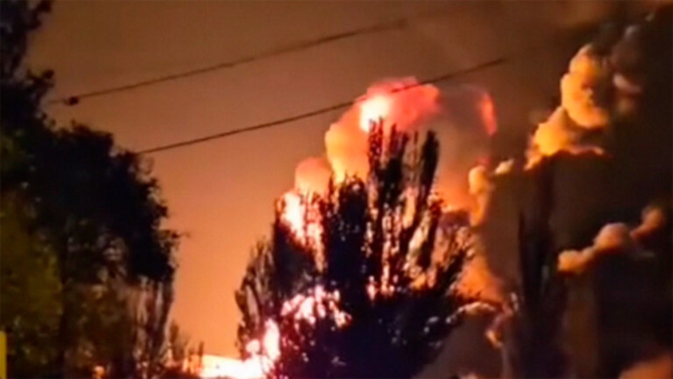 Βίντεο: Ουκρανικά drones έπληξαν το πετροχημικό εργοστάσιο Στερλιταμάκ στη Ρωσία