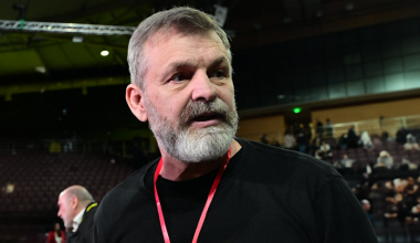 Α.Γκλέτσος: «Έκανα τον οξύθυμο γιατί πουλούσε – Έβλεπα τα νούμερα στην τράπεζα να ανεβαίνουν» (βίντεο)