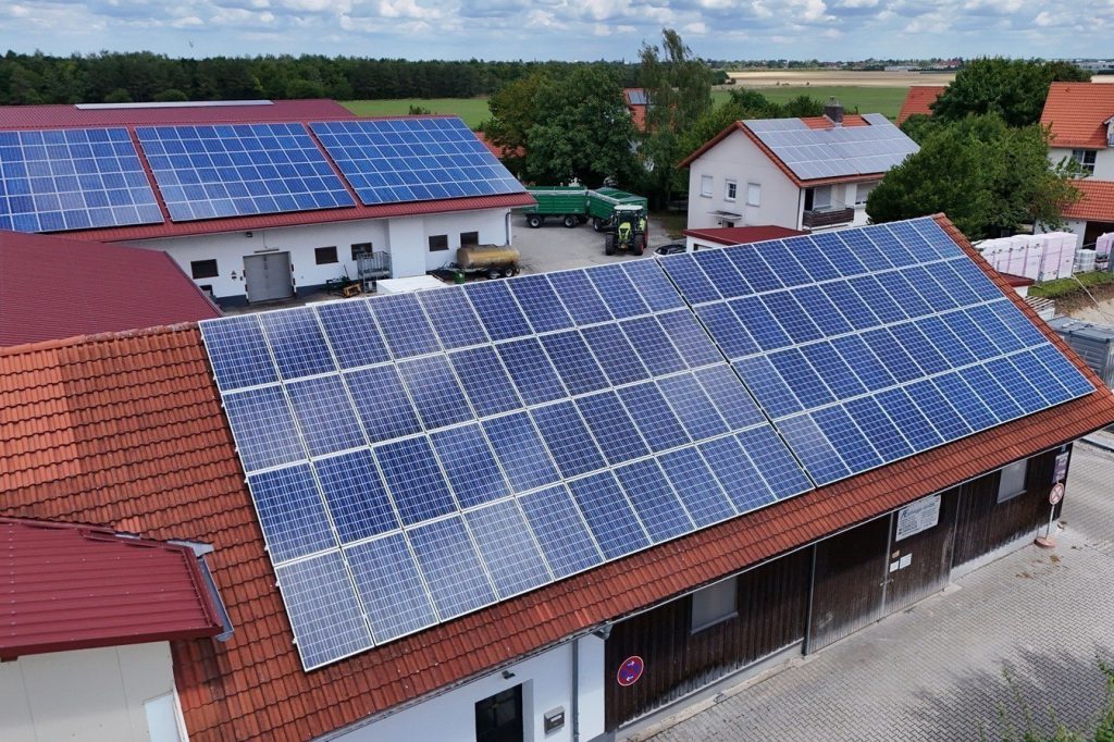 «Solar Sharer»: Η Αυστραλία θα προσφέρει τουλάχιστον τρεις ώρες δωρεάν ηλιακής ενέργειας κάθε ημέρα στα νοικοκυριά