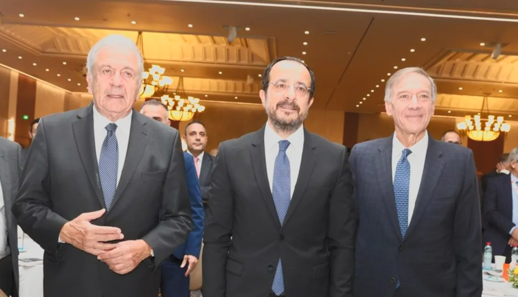 Ν.Χριστοδουλίδης: «Η Κύπρος έτοιμη να γίνει γέφυρα Ευρώπης – Μέσης Ανατολής»