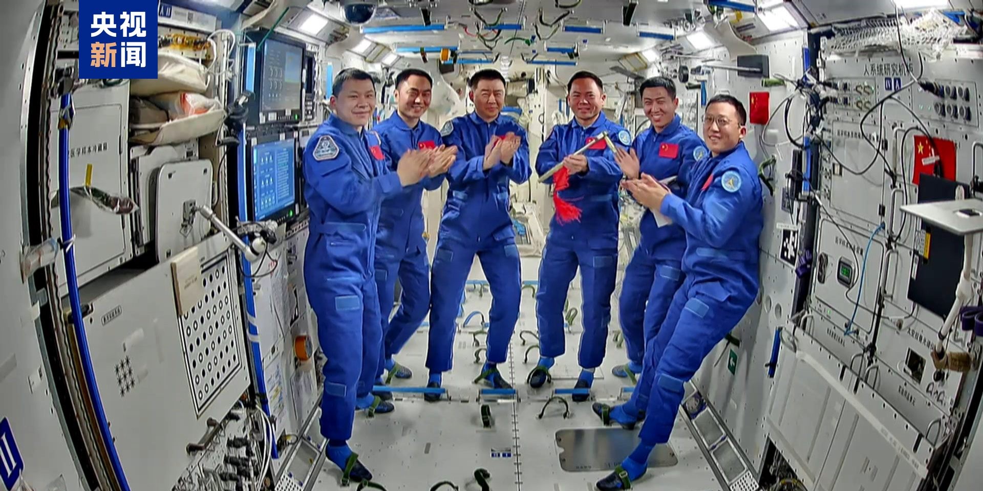 Διαστημικό συντρίμμι χτύπησε το Shenzhou-20 – Αναβάλλεται η επιστροφή των Κινέζων αστροναυτών