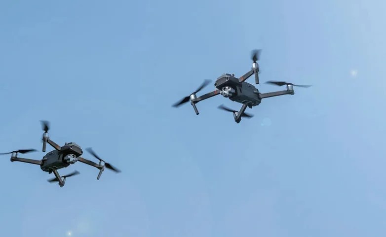 Πολλαπλές υπερπτήσεις drones έκλεισαν το βράδυ τον εναέριο χώρο του Βελγίου