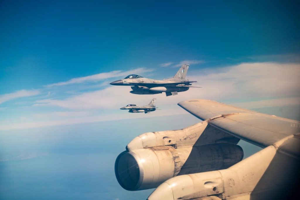 Άσκηση εναέριου ανεφοδιασμού πάνω από την ανατ. Μεσόγειο μεταξύ ΠΑ και ισραηλινής Αεροπορίας