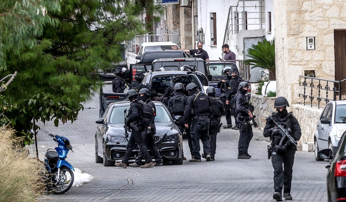 Μακελειό στα Βορίζια: Nέα στοιχεία για τον γαμπρό του Φ.Καργάκη που συνελήφθη – Η ανακοίνωση της ΕΛ.ΑΣ. (upd)