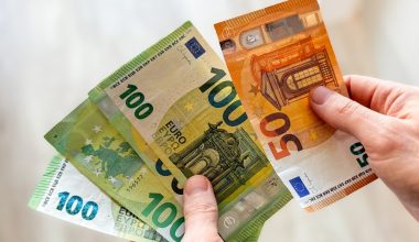 e-ΕΦΚΑ: Δείτε πότε θα καταβληθούν οι συντάξεις Δεκεμβρίου – Οι ημερομηνίες ανά Ταμείο