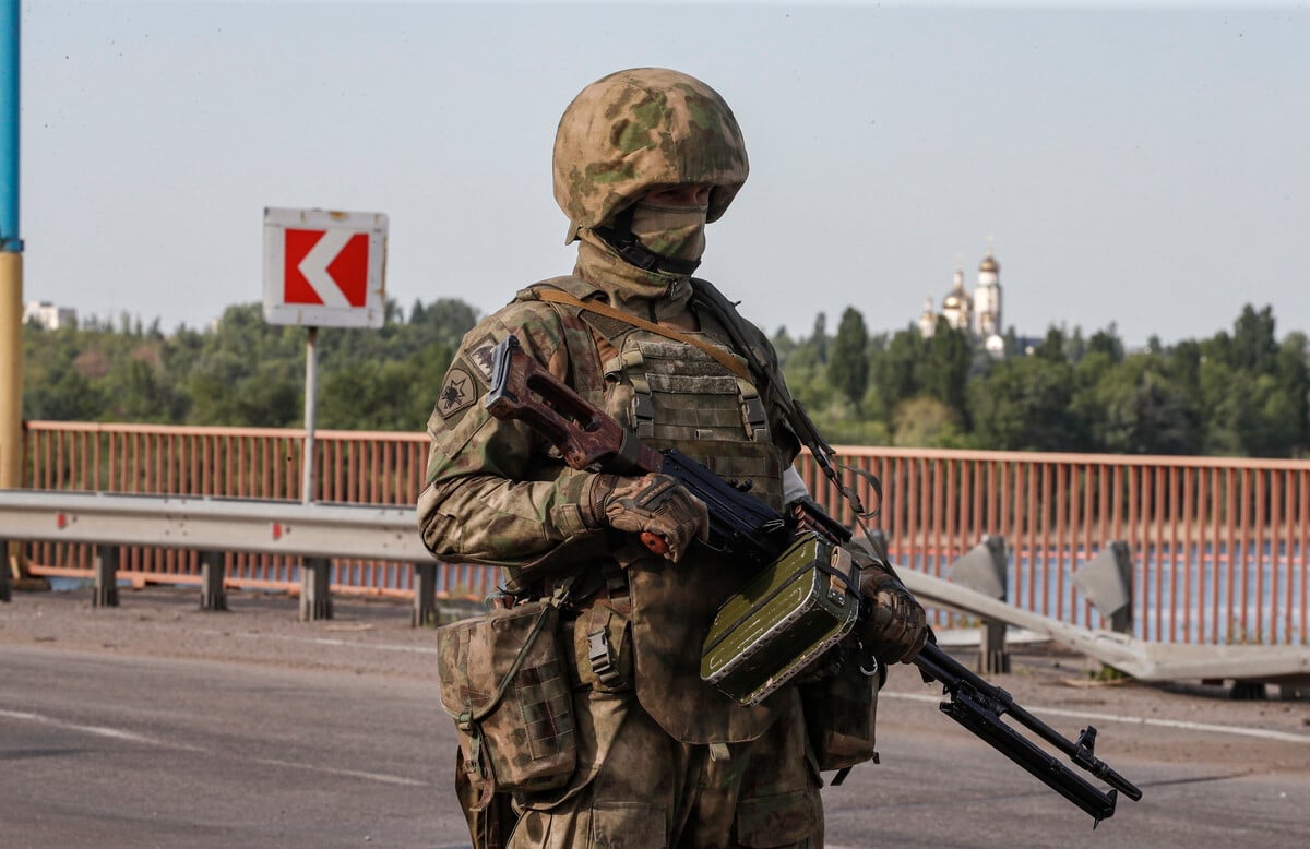 Βίντεο: Πώς Ρώσος στρατιώτης κατάφερε να αποφύγει ουκρανικά drones και να σωθεί χωρίς σοβαρούς τραυματισμούς