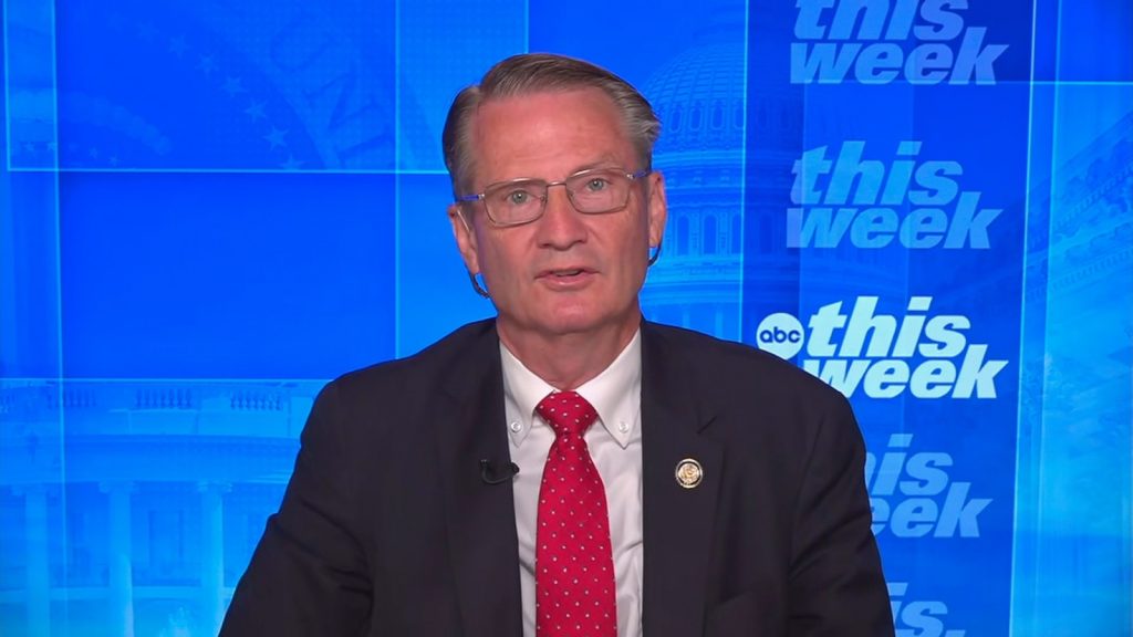 Αμερικανός βουλευτής: «Υπάρχουν μυστικές βάσεις ΑΤΙΑ στο βυθό – Τους παρακολουθούμε»!