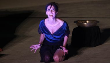 Δ.Παπαδήμα: «Είμαι έντονη και το μυαλό μου ακόμα πιο έντονο – Βλέπω “τρελά” όνειρα» (βίντεο)