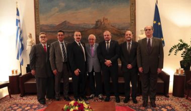 Συνάντηση προέδρου της Βουλής Ν.Κακλαμάνη με αντιπροσωπεία της AHEPA